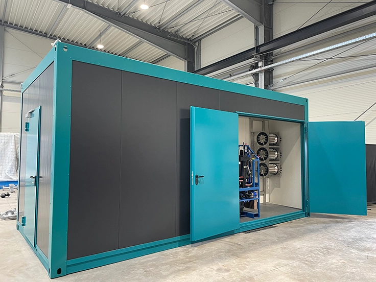 Außenansicht der H2 Energy Plant – der Prototyp unseres Wasserstoff-Energiespeichersystems.